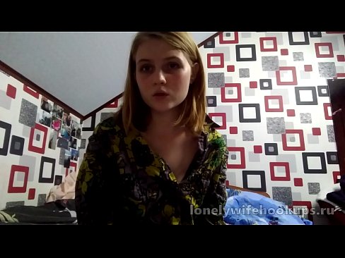 ❤️ Myfyriwr ifanc melyn o Rwsia yn hoffi dicks mwy. ️ Porno wrthon ni